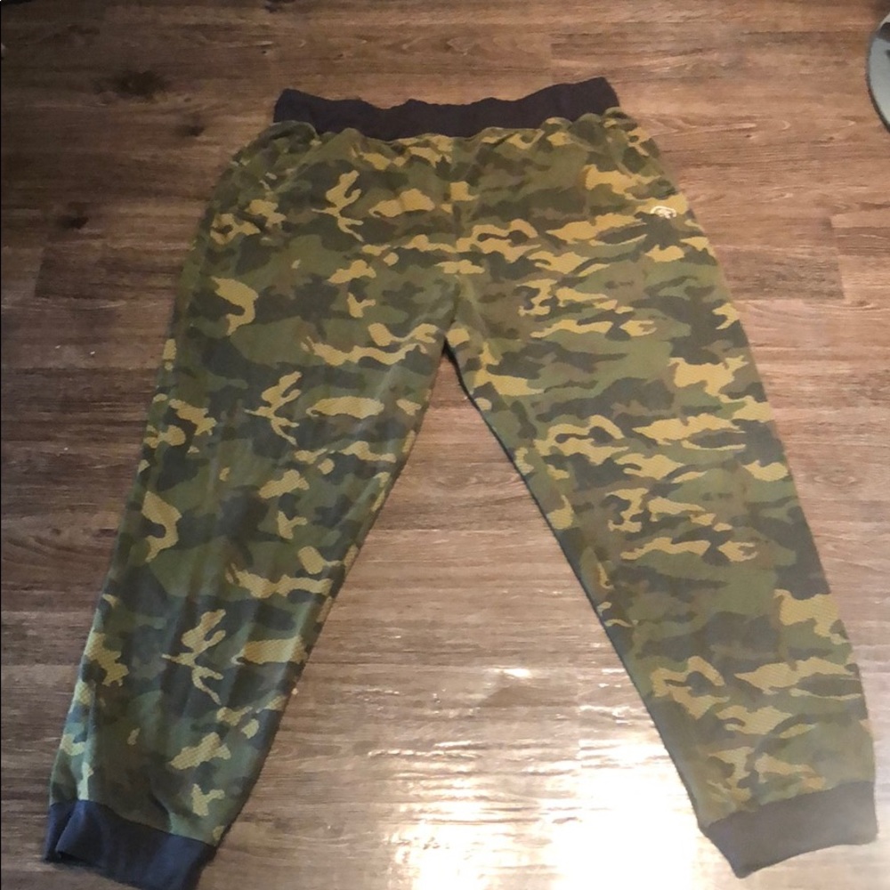 Zumba camouflaged pants